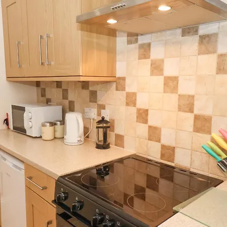 94a West Avenue * Filey