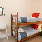 94a West Avenue * Filey